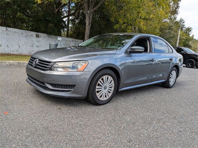 2014 Volkswagen Passat S