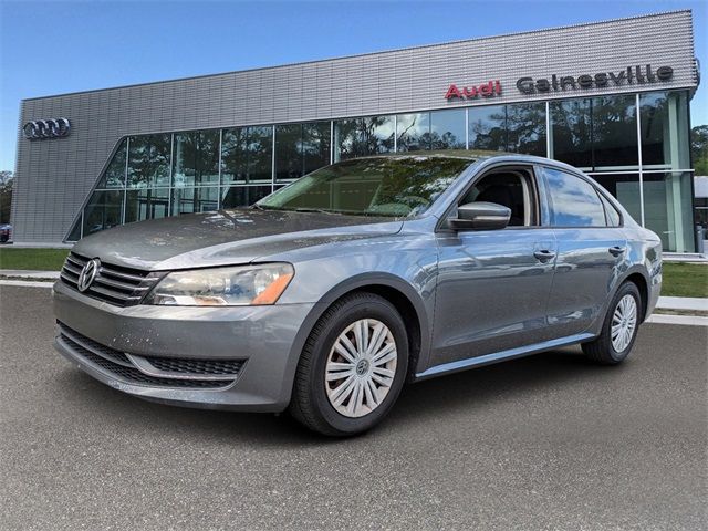 2014 Volkswagen Passat S