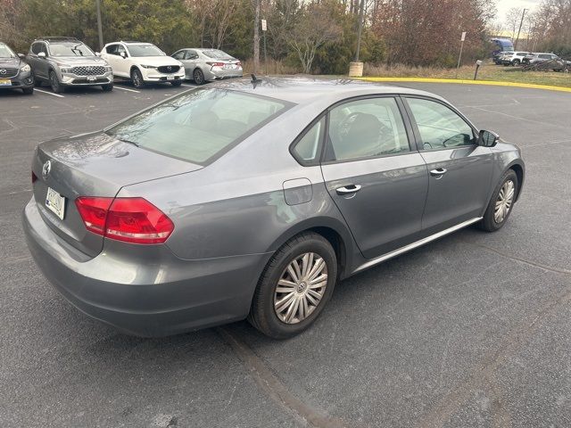 2014 Volkswagen Passat S