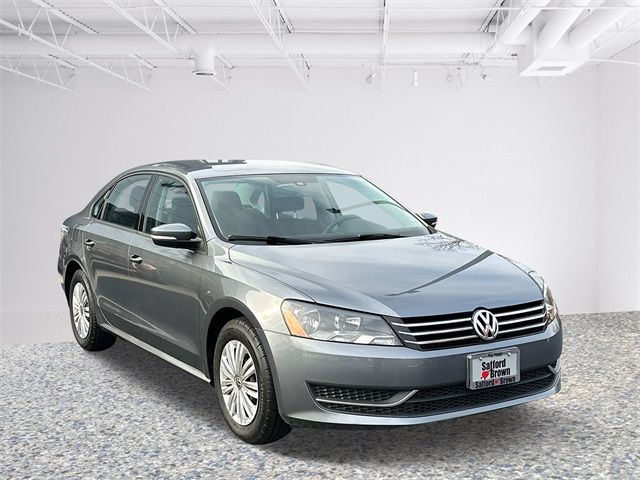 2014 Volkswagen Passat S