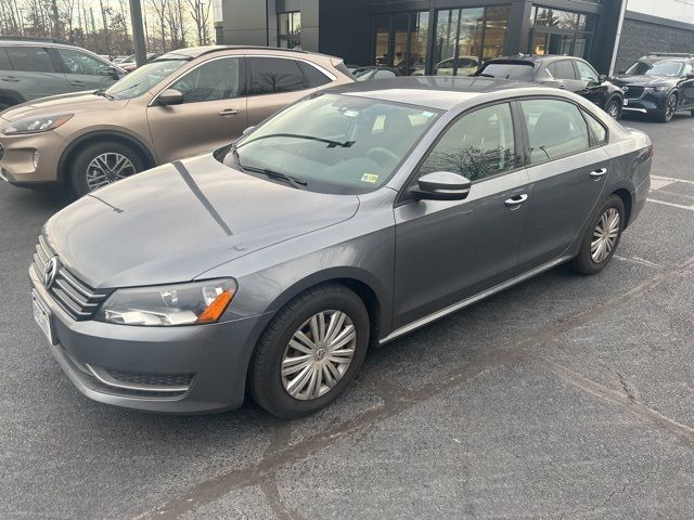 2014 Volkswagen Passat S