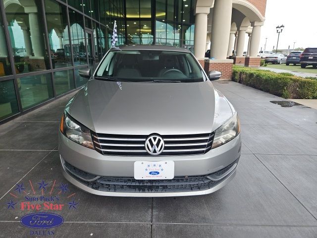 2014 Volkswagen Passat S