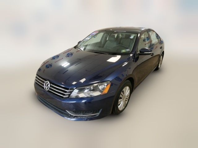 2014 Volkswagen Passat S Navigation