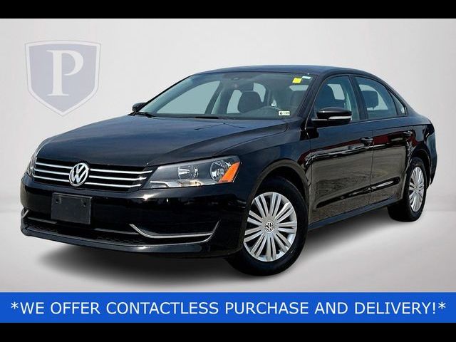 2014 Volkswagen Passat S Navigation