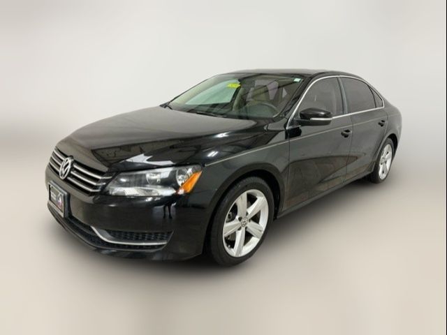 2014 Volkswagen Passat SE