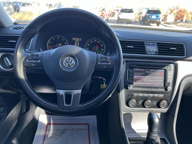 2014 Volkswagen Passat SE