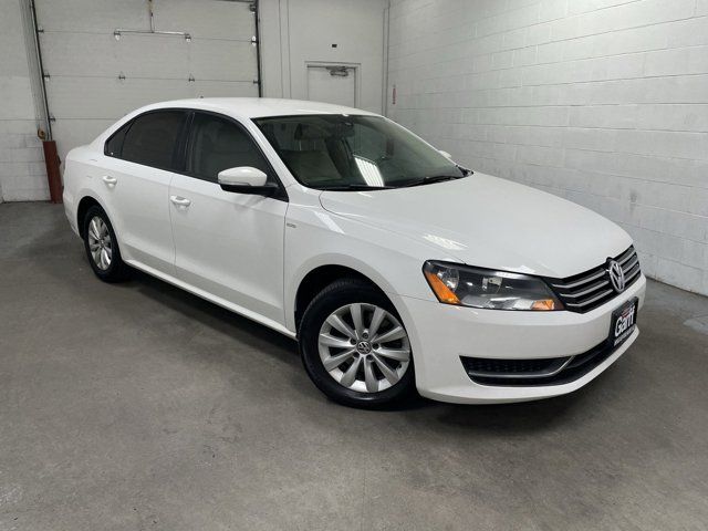 2014 Volkswagen Passat Wolfsburg Edition