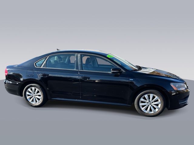 2014 Volkswagen Passat Wolfsburg Edition