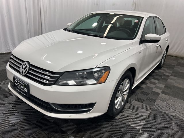 2014 Volkswagen Passat Wolfsburg Edition