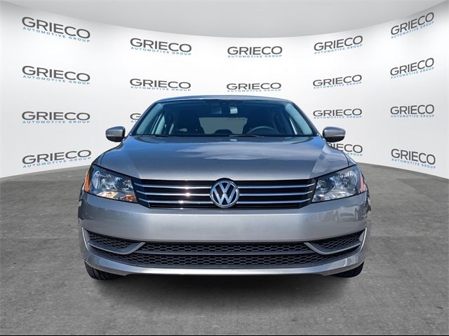 2014 Volkswagen Passat S