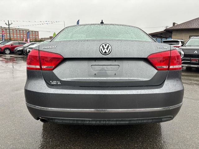 2014 Volkswagen Passat TDI SE Navigation