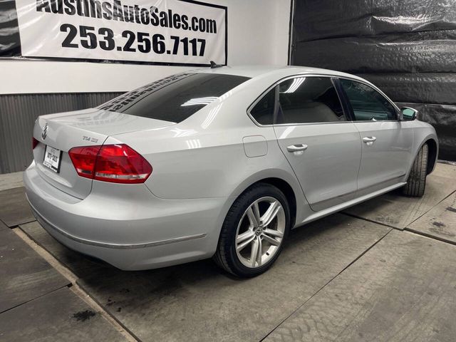 2014 Volkswagen Passat TDI SE Navigation