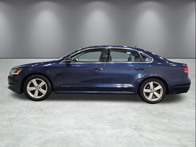 2014 Volkswagen Passat SE