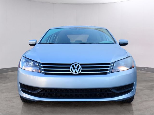 2014 Volkswagen Passat SE