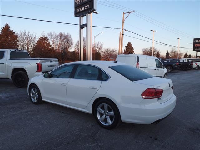 2014 Volkswagen Passat SE