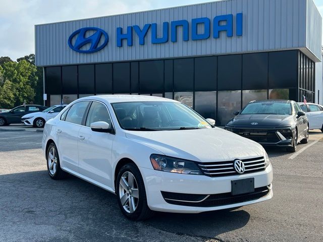 2014 Volkswagen Passat SE