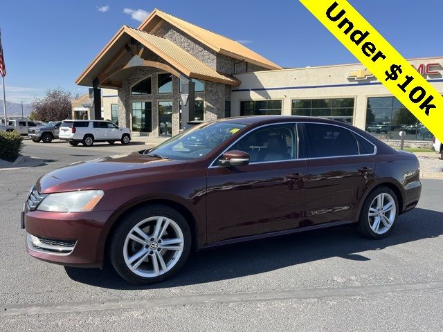 2014 Volkswagen Passat SE Navigation