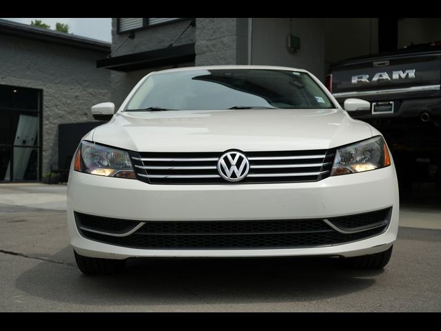 2014 Volkswagen Passat SE