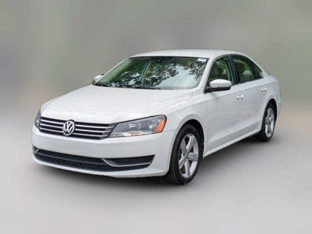 2014 Volkswagen Passat SE
