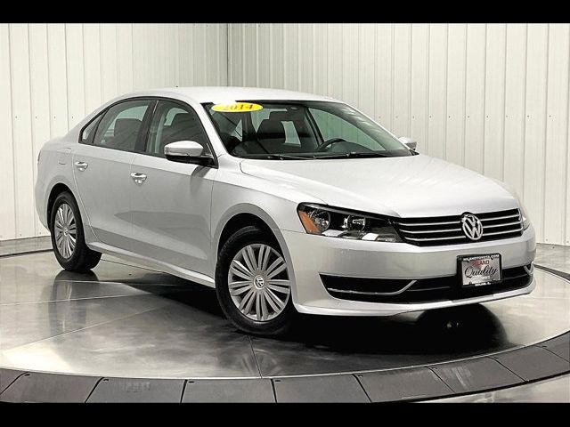 2014 Volkswagen Passat S