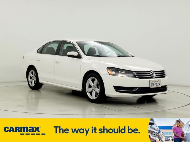 2014 Volkswagen Passat SE