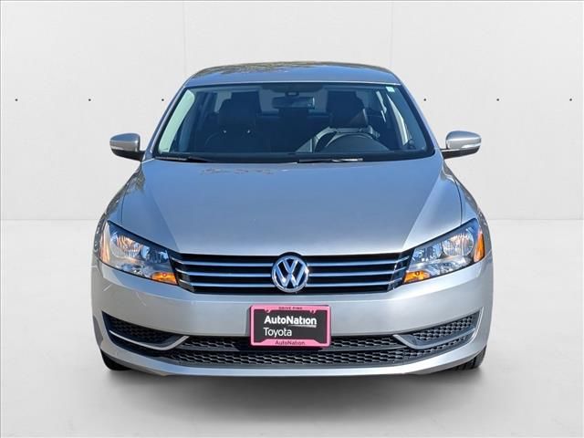 2014 Volkswagen Passat SE