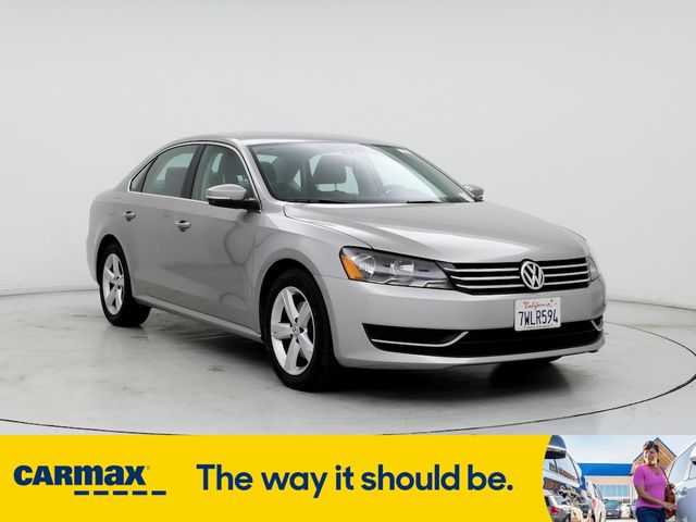 2014 Volkswagen Passat SE