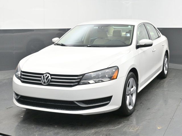 2014 Volkswagen Passat SE