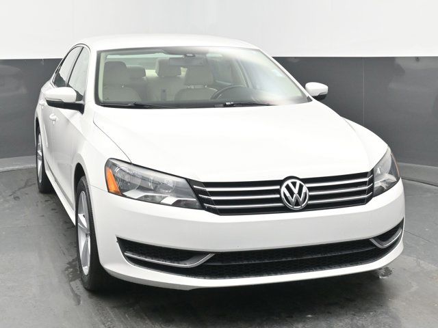 2014 Volkswagen Passat SE