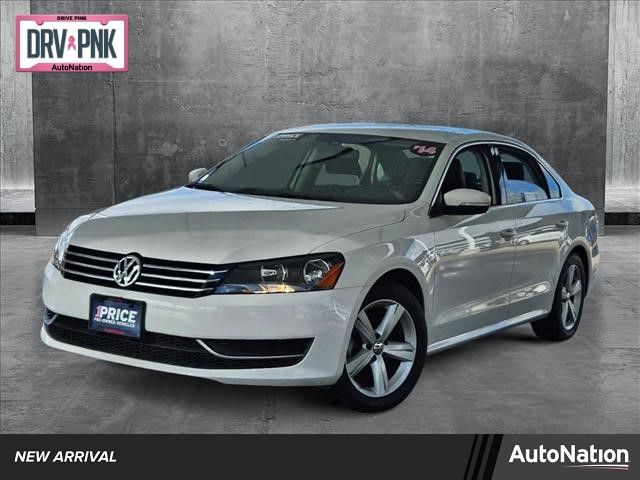 2014 Volkswagen Passat SE