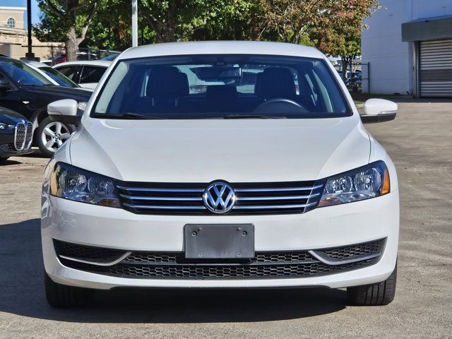 2014 Volkswagen Passat SE