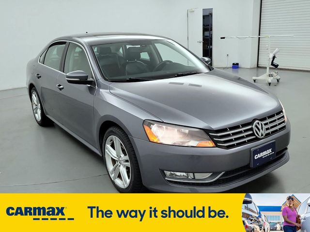 2014 Volkswagen Passat SEL Premium