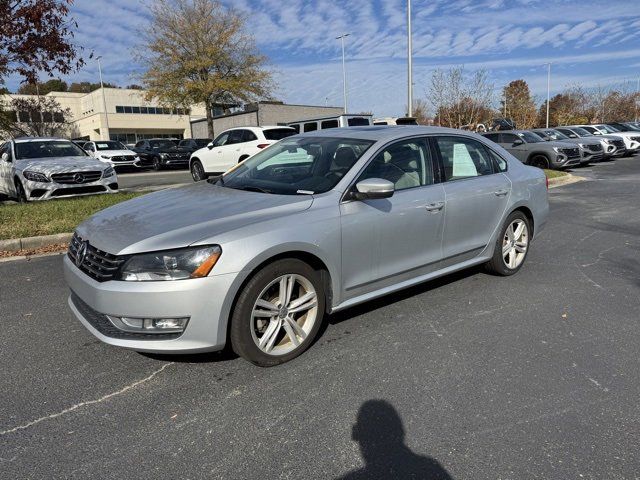 2014 Volkswagen Passat SEL Premium