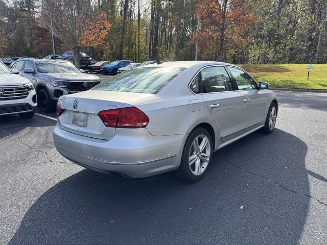 2014 Volkswagen Passat SEL Premium