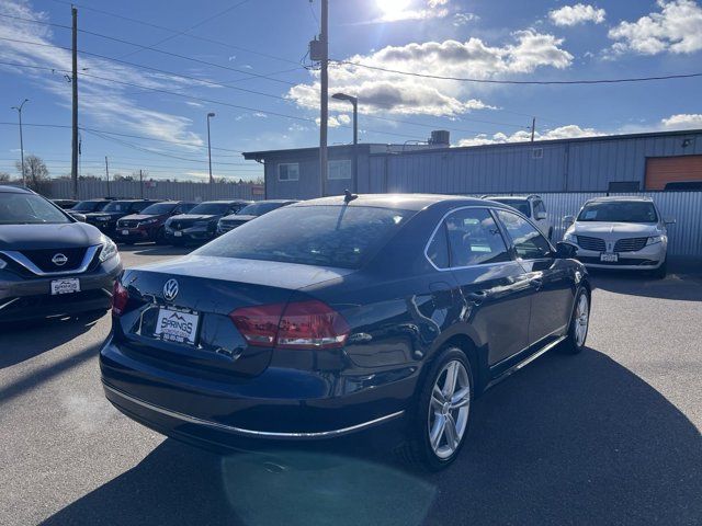 2014 Volkswagen Passat SEL Premium