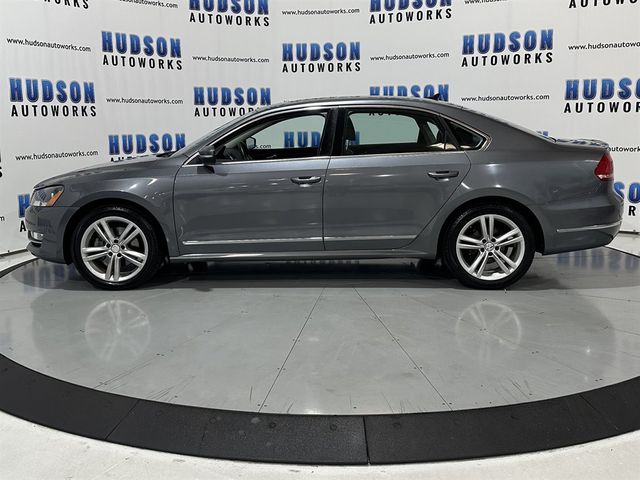 2014 Volkswagen Passat SEL Premium