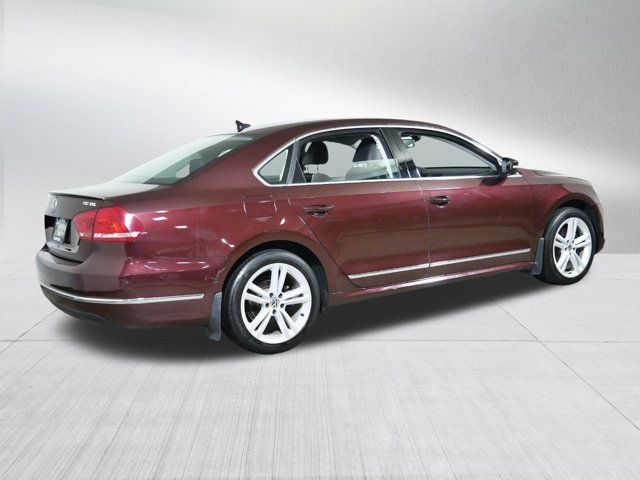 2014 Volkswagen Passat SEL Premium