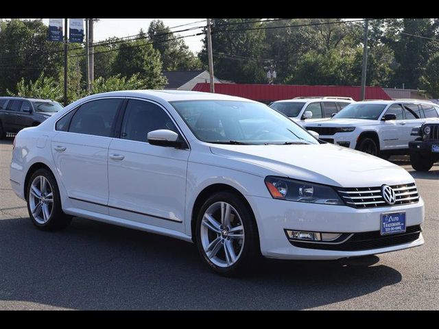 2014 Volkswagen Passat SEL Premium
