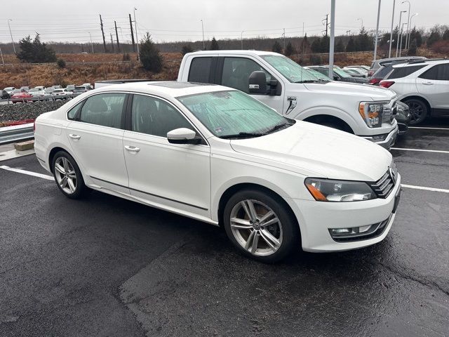 2014 Volkswagen Passat SEL Premium