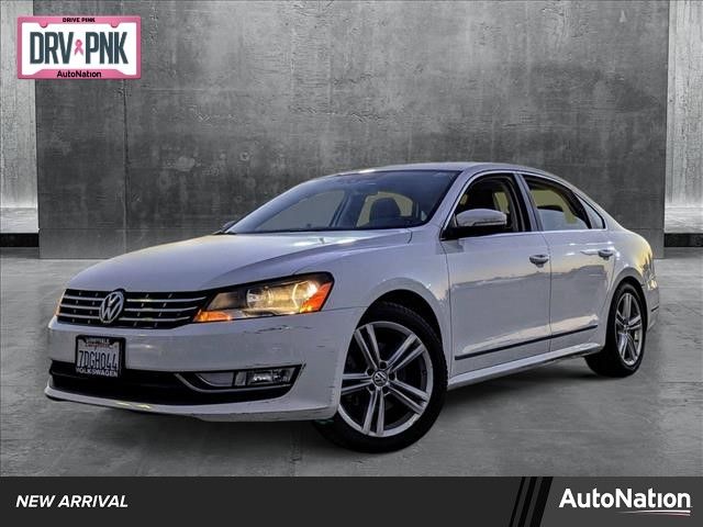 2014 Volkswagen Passat SEL Premium