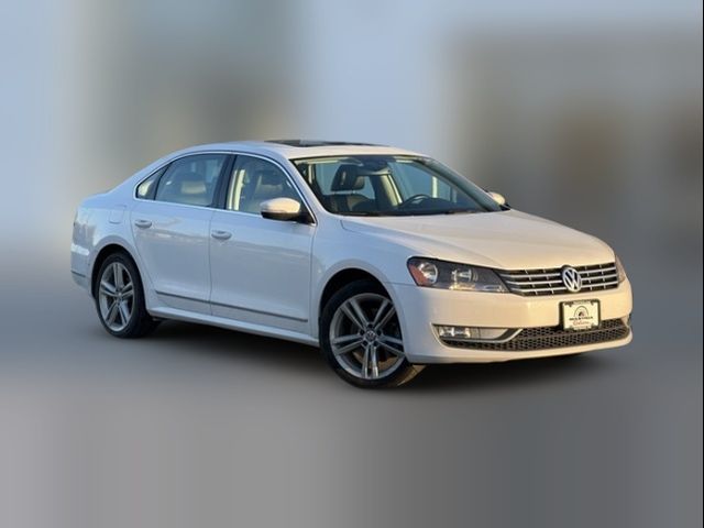 2014 Volkswagen Passat SEL Premium