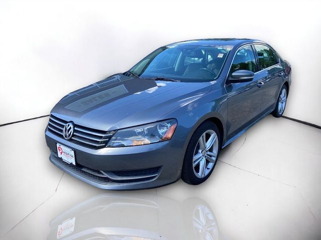 2014 Volkswagen Passat SE