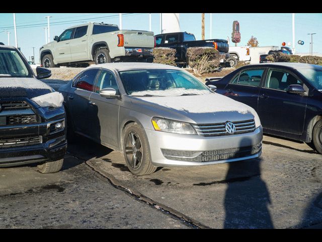 2014 Volkswagen Passat SE