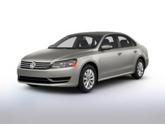 2014 Volkswagen Passat S Navigation