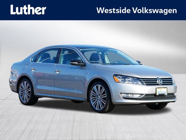 2014 Volkswagen Passat Sport