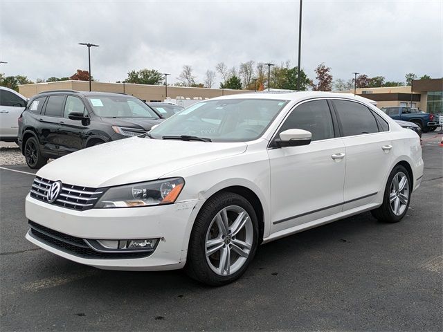 2014 Volkswagen Passat TDI SE Navigation