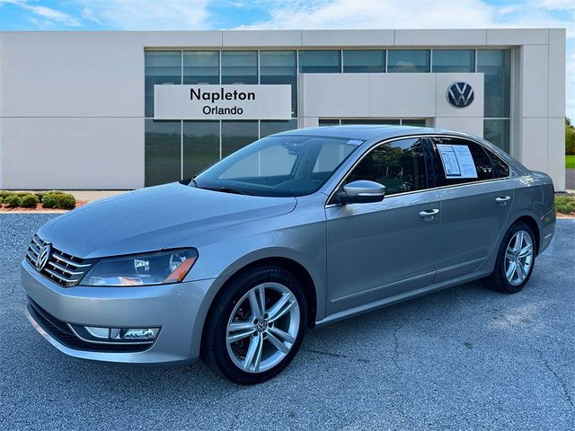 2014 Volkswagen Passat TDI SE Navigation