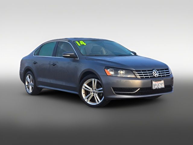 2014 Volkswagen Passat TDI SE