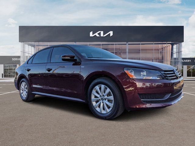 2014 Volkswagen Passat Wolfsburg Edition