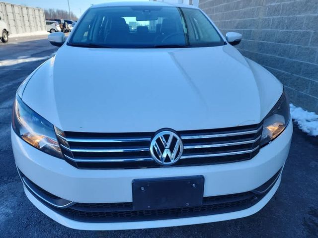 2014 Volkswagen Passat Wolfsburg Edition